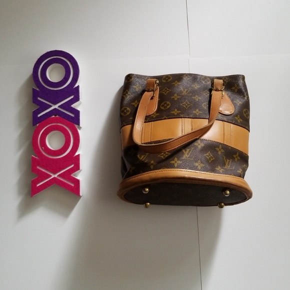 Louis Vuitton Handbags - LOUIS VUITTON vintage monogram bucket bag
